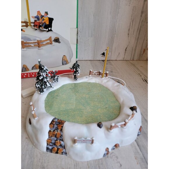 Lemax AS IS High Meadow skating Pond Village accessory Xmas - Picture 9 of 10